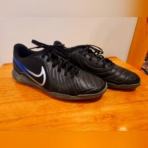 Nike Indoor Soccer Shoes Mens Size 7